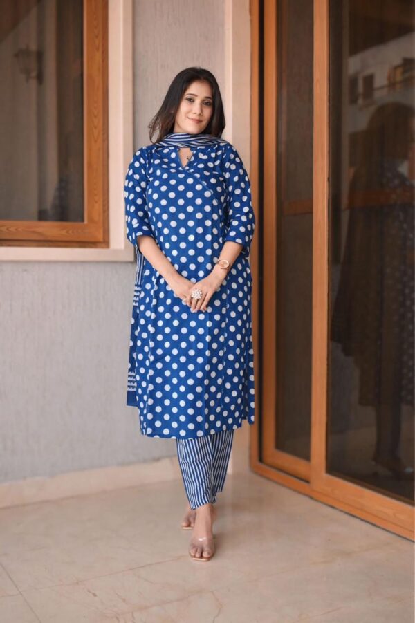 Vishpra Women Polka-dot print Kurti - Image 3