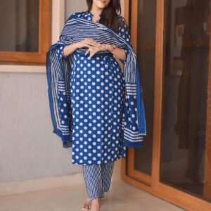 Vishpra Women Polka-dot print Kurti